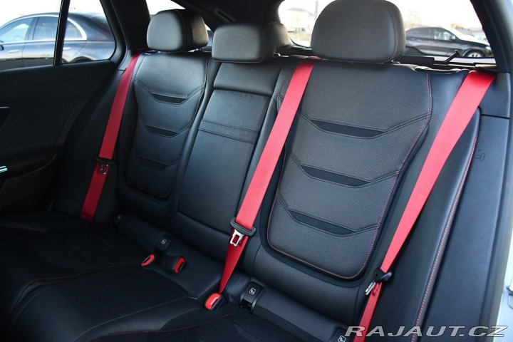 Mercedes-Benz C 43 AMG 4MATIC+ČR REZERVAC 2023