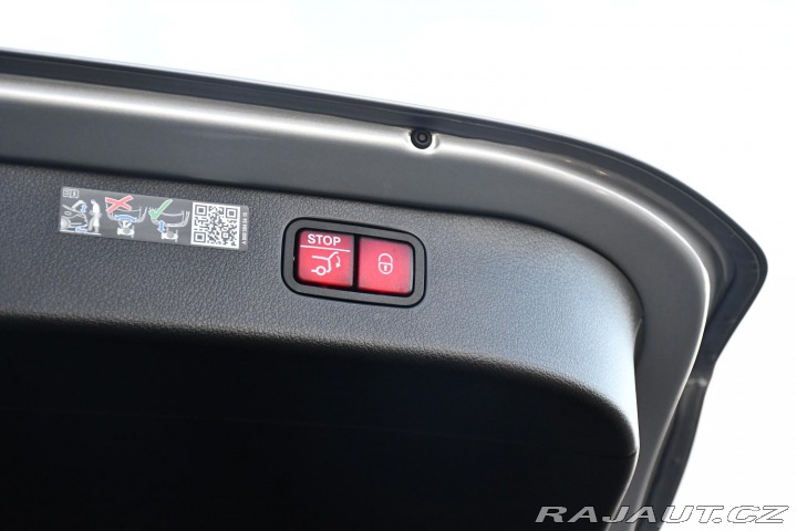 Mercedes-Benz C 43 AMG 4MATIC+ČR HUD K360 2023