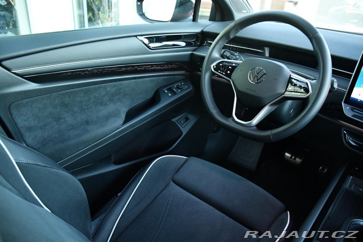 Volkswagen ID.7 Tourer PRO S PEOPLE 86kWh 5L-ZÁR 2025