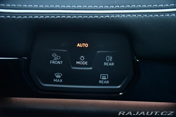 Volkswagen ID.7 Tourer PRO S PEOPLE 86kWh 5L-ZÁR 2025