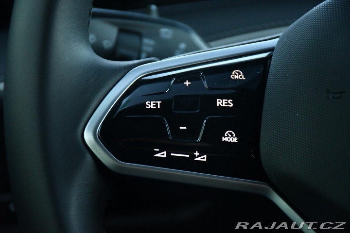 Volkswagen ID.7 Tourer PRO S PEOPLE 86kWh 5L-ZÁR 2025