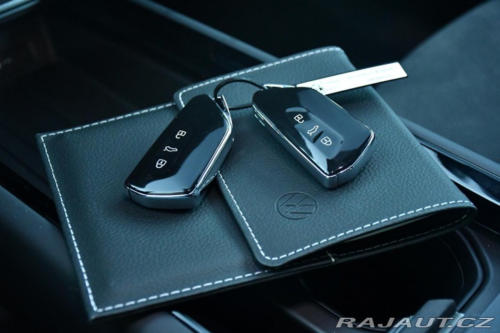 Volkswagen ID.7 Tourer PRO S PEOPLE 86kWh 5L-ZÁR 2025