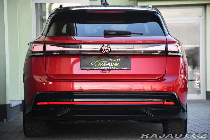 Volkswagen ID.7 Tourer PRO S PEOPLE 86kWh 5L-ZÁR 2025