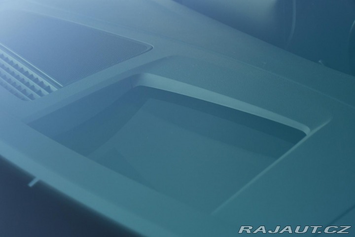 Volkswagen ID.7 Tourer PRO S PEOPLE 86kWh 5L-ZÁR 2025