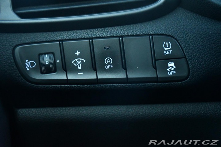 Hyundai i30 1.6 CRDi SMART TAŽNÉ REZE 2022