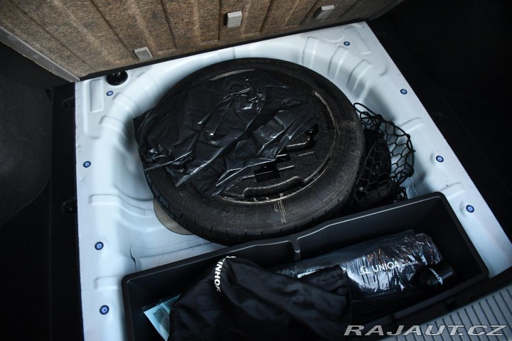 Hyundai i30 1.6 CRDi SMART TAŽNÉ REZE 2022