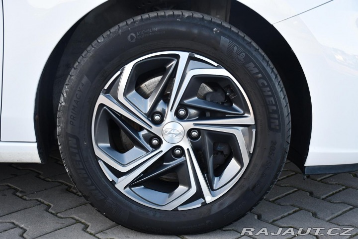 Hyundai i30 1.6 CRDi SMART TAŽNÉ REZE 2022