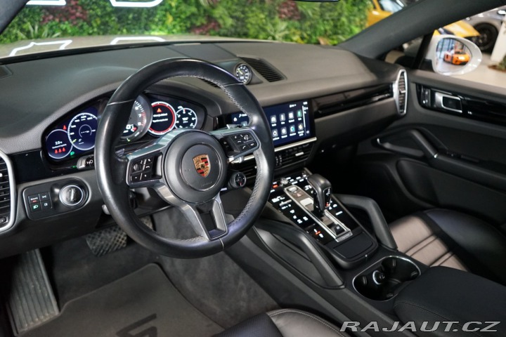 Porsche Cayenne Coupe E-Hybrid PANO*VZDUC 2022
