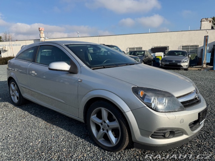 Opel Astra 2.0 Turbo Cosmo 2006