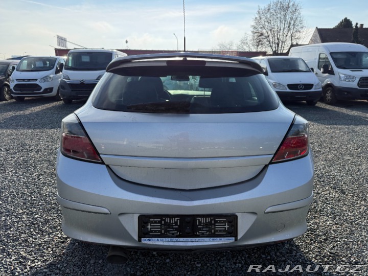 Opel Astra 2.0 Turbo Cosmo 2006