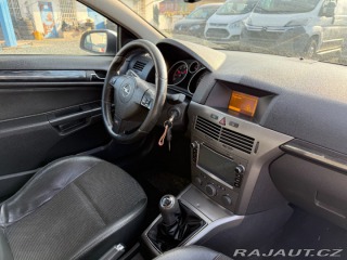 Opel Astra 2.0 Turbo Cosmo 2006