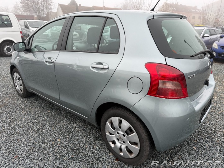 Toyota Yaris 1.3 VVT-i 64kW Automat 2008