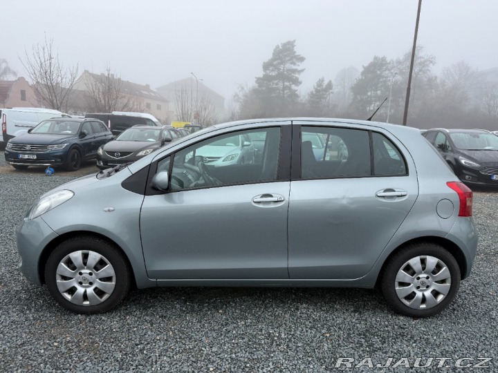 Toyota Yaris 1.3 VVT-i 64kW Automat 2008