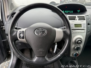 Toyota Yaris 1.3 VVT-i 64kW Automat 2008