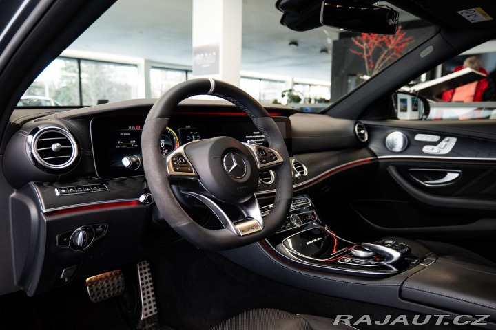 Mercedes-Benz E RENNTECH 2017