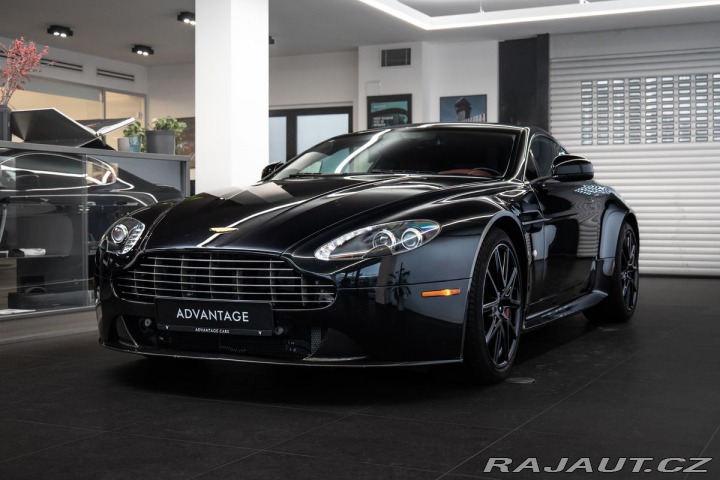 Aston Martin Vantage S 2012