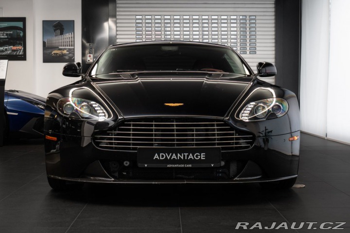Aston Martin Vantage S 2012