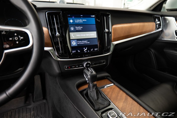 Volvo V90 D4 Inscription Bowers&amp 1800