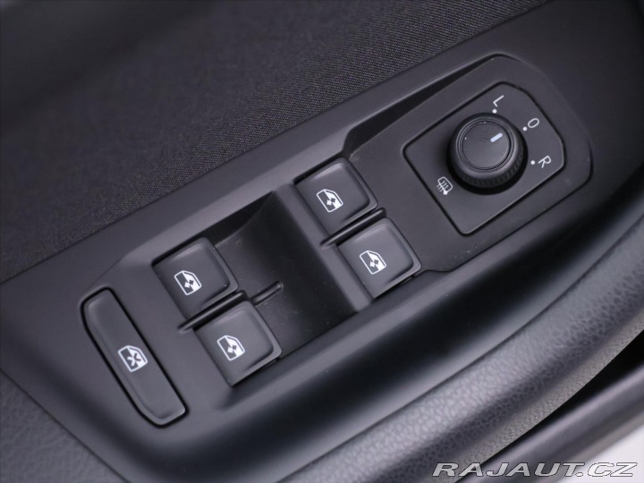 Volkswagen Passat 2,0 TDI 147kW DSG Matrix 2022