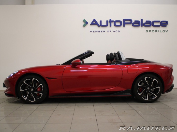 MG Cyberster 0,1 510koní AWD GT 31tkm. 2024