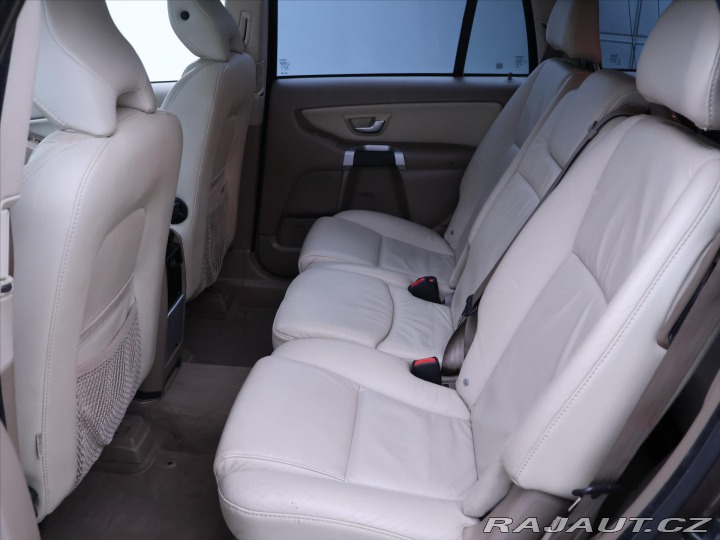 Volvo XC90 2,4 D5 147kW AWD KINETIC 2013