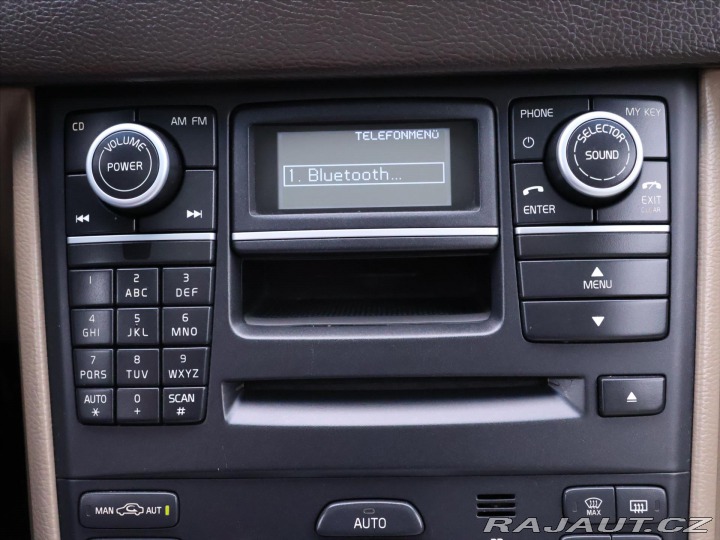 Volvo XC90 2,4 D5 147kW AWD KINETIC 2013