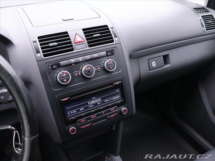 Volkswagen Touran 1,4 TSI 110kW Comfort CZ 2013