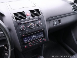 Volkswagen Touran 1,4 TSI 110kW Comfort CZ 2013