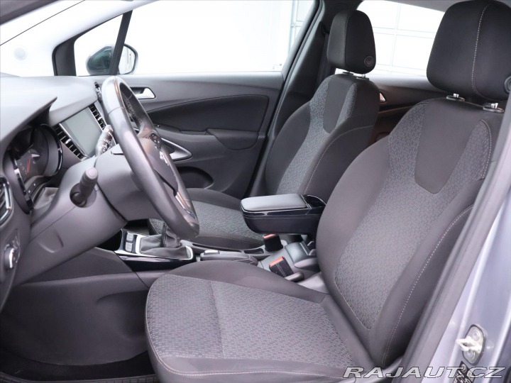 Opel Crossland 1,2 Turbo 81kW CZ 33tkm Z 2021