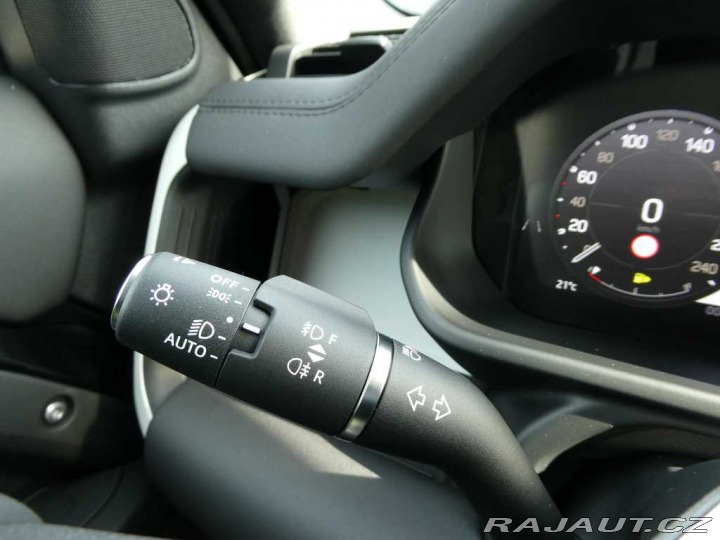 Land Rover Defender 110 3,0 S D200 2025