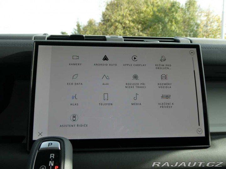 Land Rover Defender 110 3,0 S D200 2025