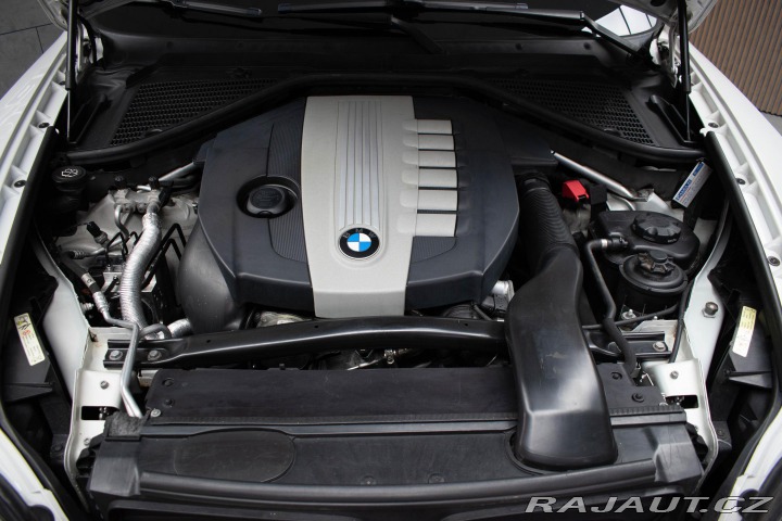 BMW X5 3.0sd xDrive REZERVACE 2008