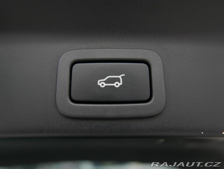 Jaguar F-Pace 30d 221kW AWD Portfolio Č 2016