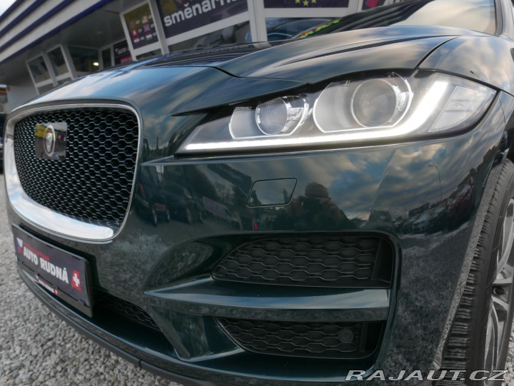 Jaguar F-Pace 30d 221kW AWD Portfolio Č 2016