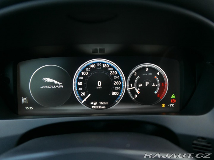 Jaguar F-Pace 30d 221kW AWD REZERVACE 2016