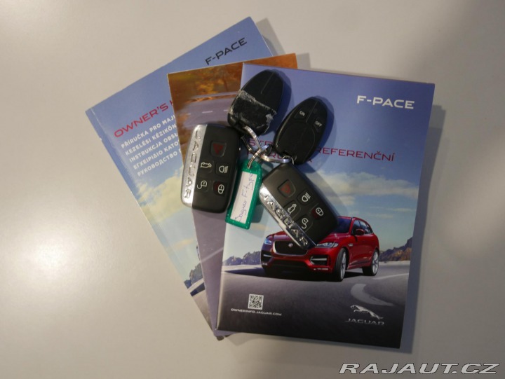 Jaguar F-Pace 30d 221kW AWD Portfolio Č 2016