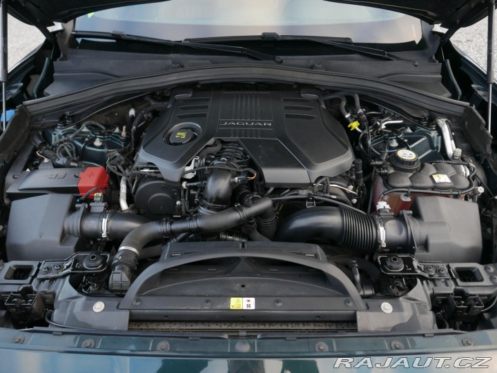 Jaguar F-Pace 30d 221kW AWD Portfolio Č 2016