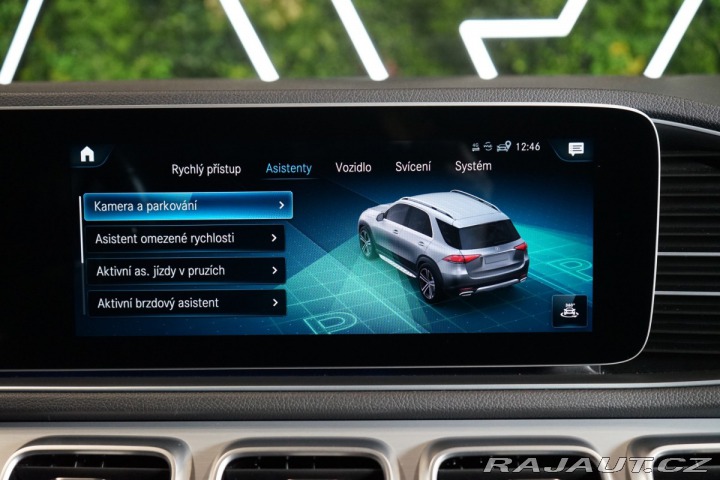 Mercedes-Benz GLE 300d 4Matic*PANO*KAMERA*C 2020