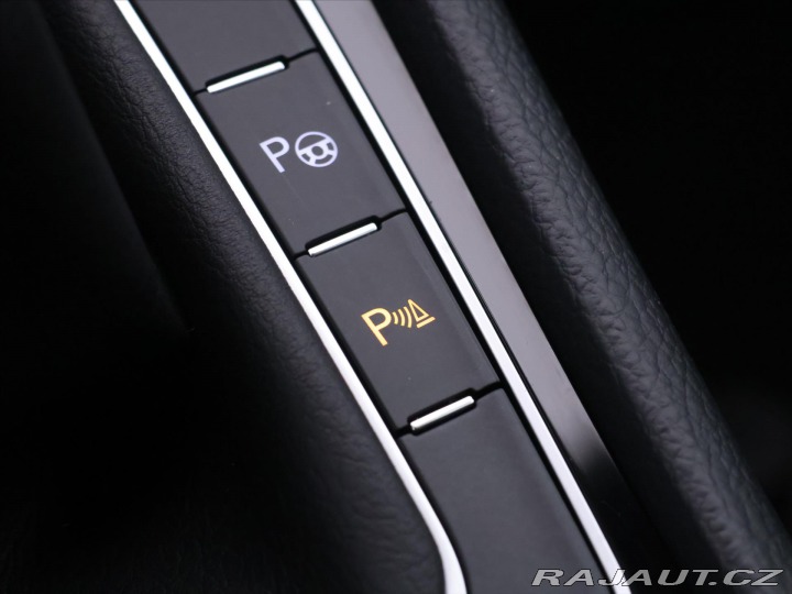 Volkswagen Golf 1,4 TSI 92kW Cup 1.Majite 2015