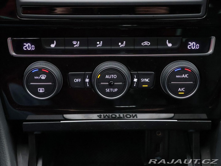 Volkswagen Golf 2,0 TSI R 221kW DSG 4Moti 2014