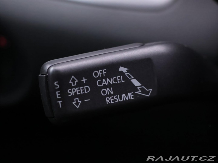 Volkswagen Sharan 2,0 TDI 103kW Tažné Trend 2011