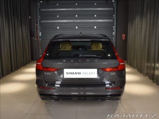 Volvo V60 B4 ULtra 2025