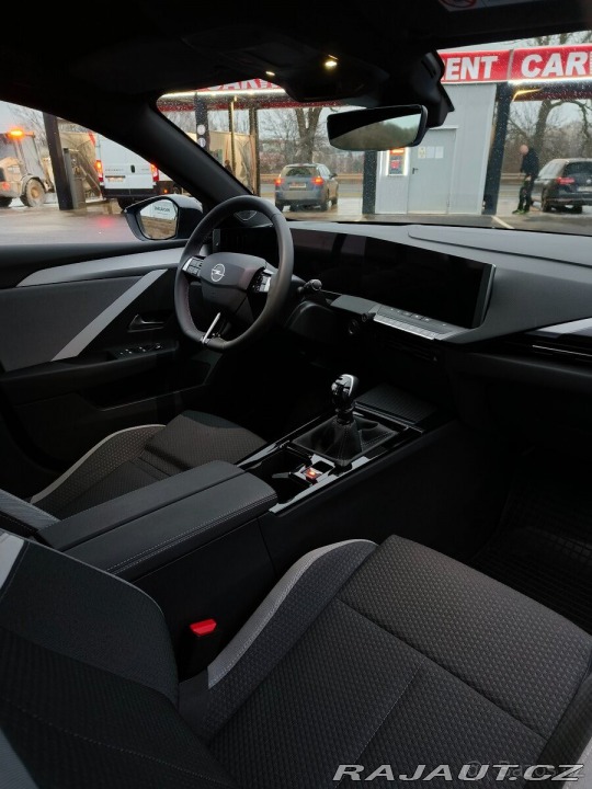 Opel Astra 1,2   96kw MT6 1800