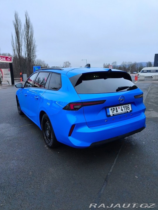 Opel Astra 1,2   96kw MT6 1800