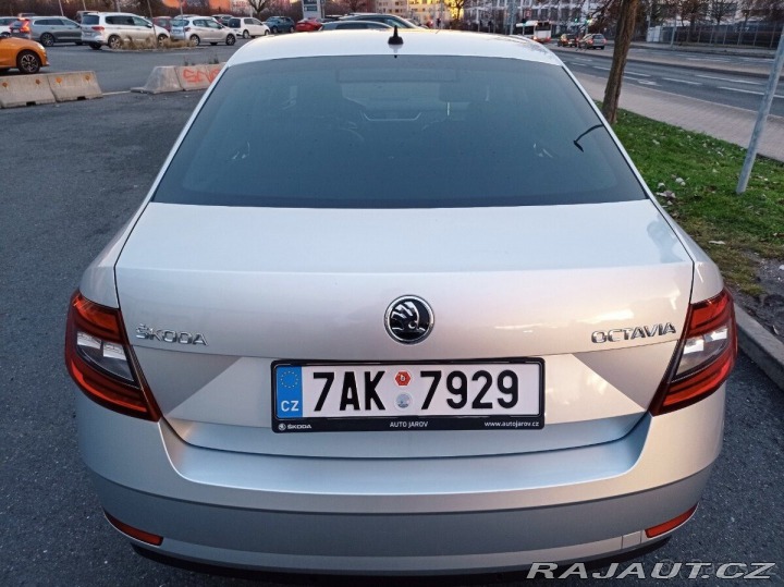 Škoda Octavia 2,0   110 kW DSG L&K 2019