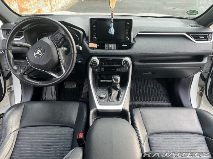 Toyota RAV4 2,5   Hybrid 4x4 2020