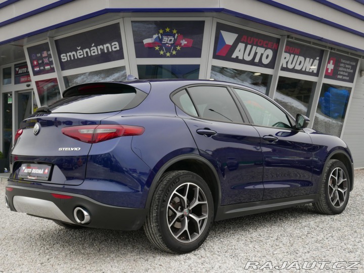 Alfa Romeo Stelvio 2,2 JTD Q4 154kW Automat 2017