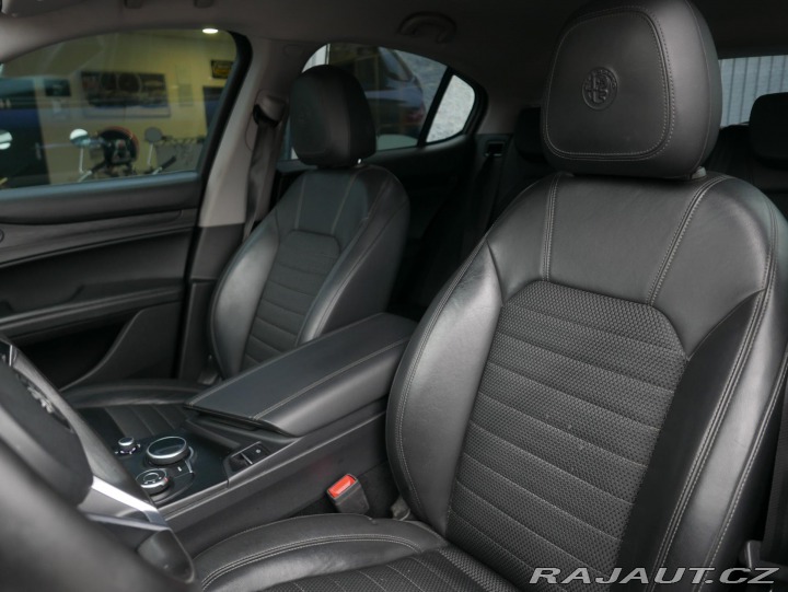 Alfa Romeo Stelvio 2,2 JTD Q4 154kW Automat 2017