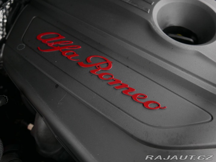 Alfa Romeo Stelvio 2,2 JTD Q4 154kW Automat 2017