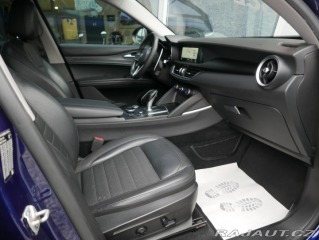 Alfa Romeo Stelvio 2,2 JTD Q4 154kW Automat 2017